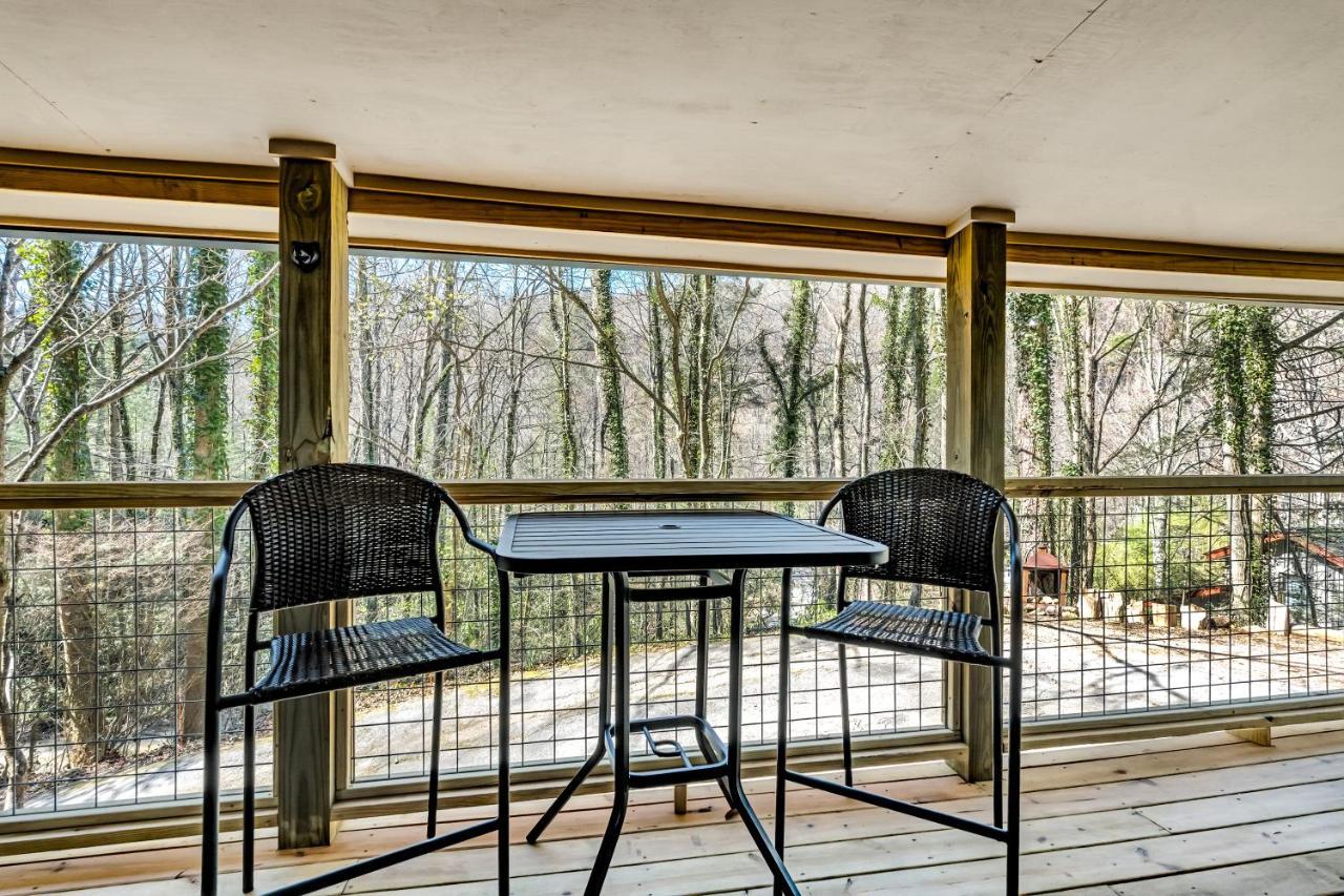 The Cozy Cove, Hot Tub, Wifi, 1089 Free Tickets Each Paid Day, Dollywood And More Sevierville Kültér fotó